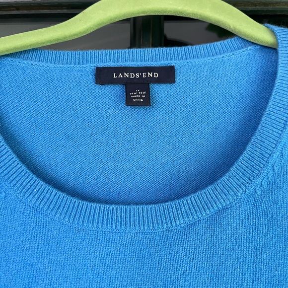 100% Cashmere Lands' End Women’s Vibrant Blue Twin Sweater Set - Picture 5 of 6